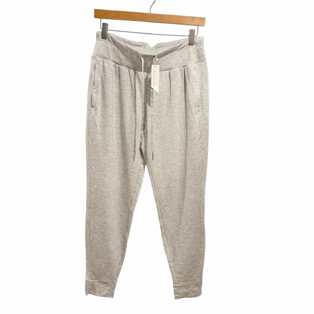 NWT Travis Mathew Adelaide Cloud Terry Jogger Lounge Pant Lt Grey size Medium
